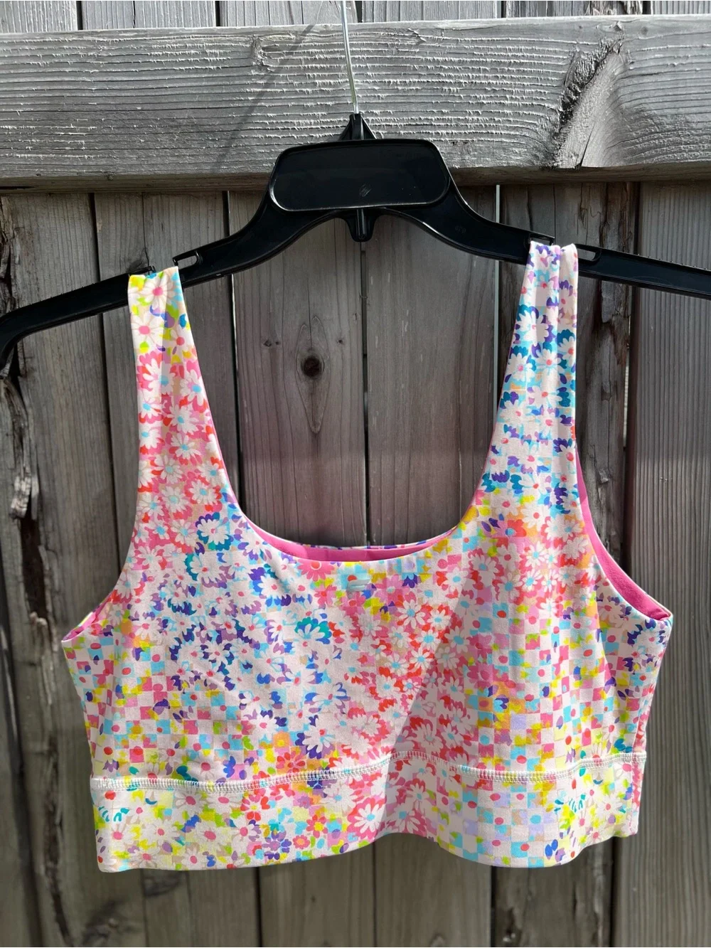 Fabletics Harlyn Reversible Midi Medium Impact Sports Bra in “Patchwork Daisy” - Picture 2 of 4